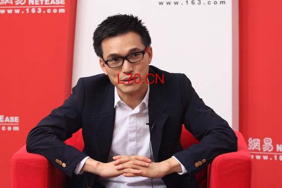 万达电影新“主人”，身家逼近王健林