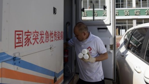 海关总署副署长王军会见加拿大食品检验署署长科查尔
