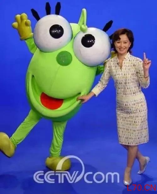 鞠萍姐姐6月1日正式退休 42年陪伴落幕